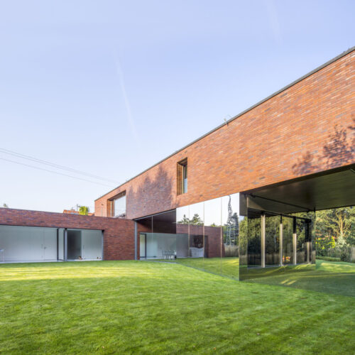 Living-garden house in katowice / kwk promes