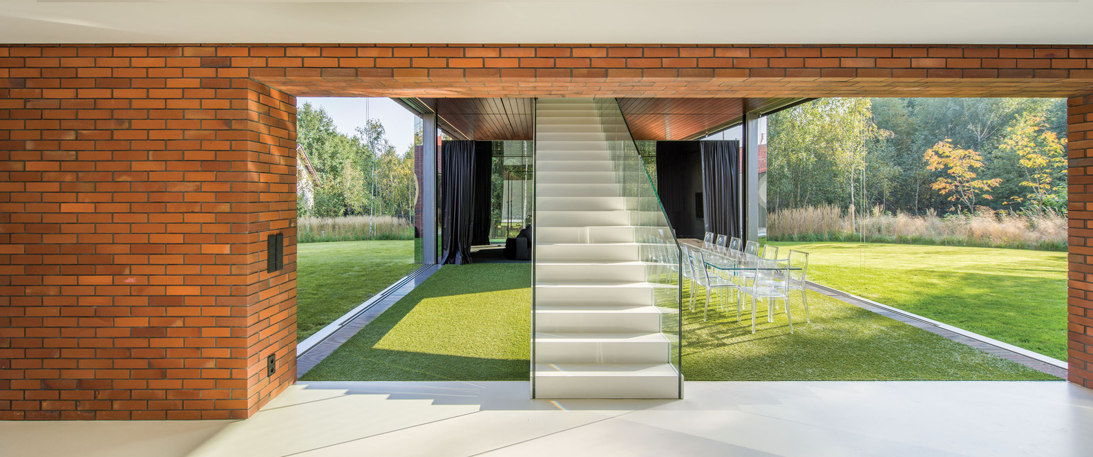 Living-garden house in katowice / kwk promes
