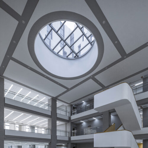 Tsinghua university's law faculty library / kokaistudios