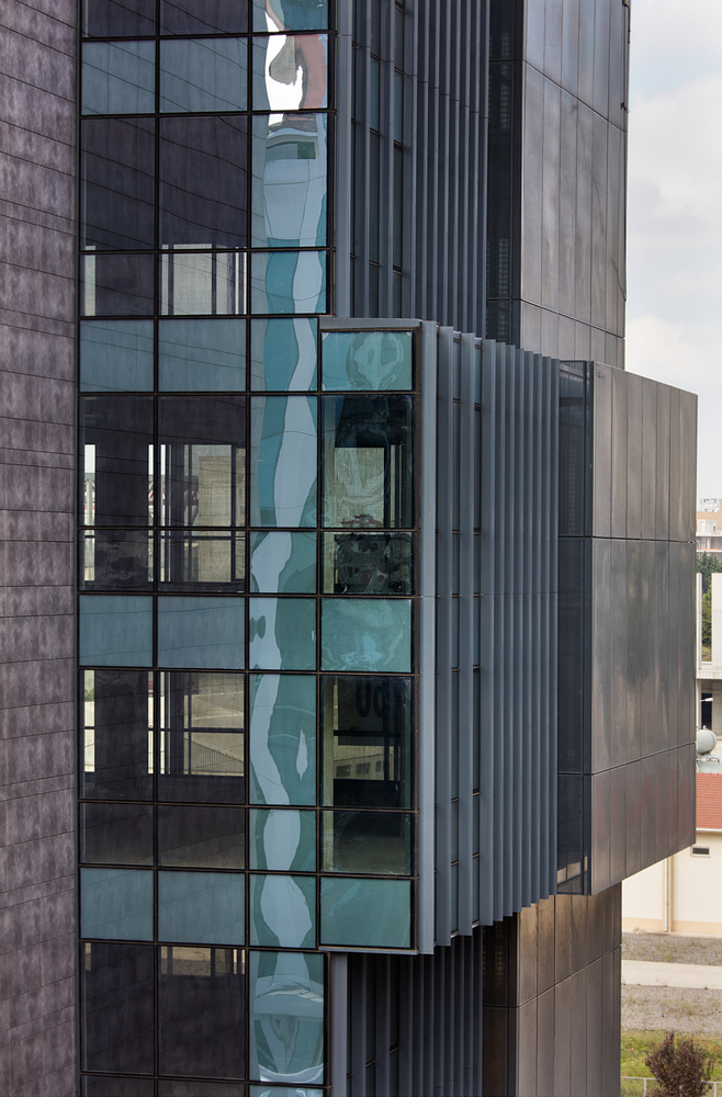 The ulugöl otomotiv office building / tago architects