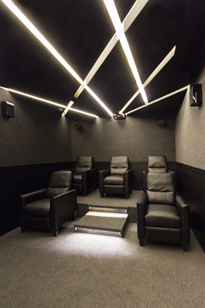 Integral iluminación commercial building lighting / jannina cabal