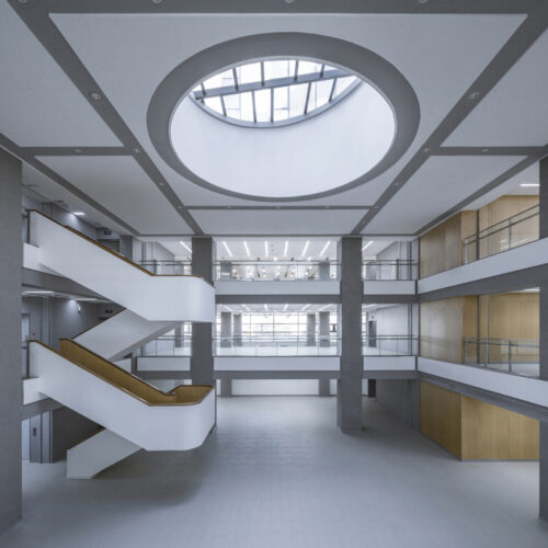 Tsinghua university's law faculty library / kokaistudios