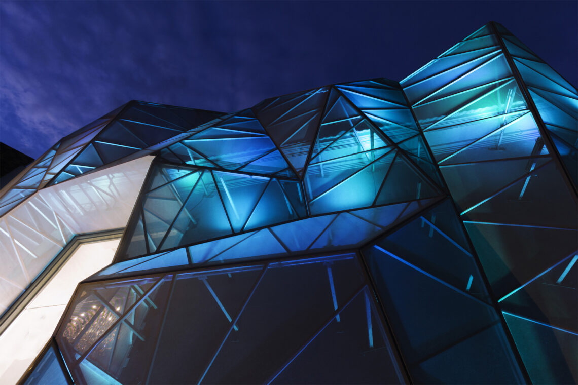 Integral iluminación commercial building lighting / jannina cabal