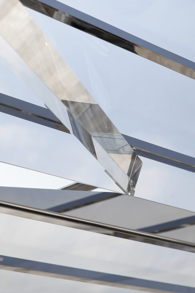 Kou-an glass tea house / tokujin yoshioka