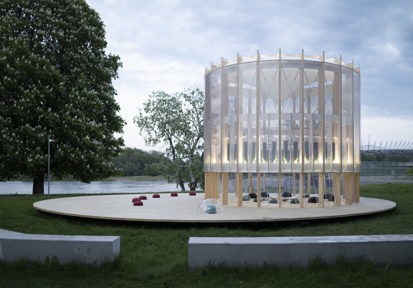 Eco Logic Studio, Ecologicstudio, Dr. Claudi Pqasquero, Dr Marco Airbubble playground / ecologicstudio