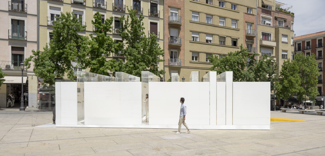 The Plastic Museum / Delavegacanolasso 8 The plastic museum / delavegacanolasso