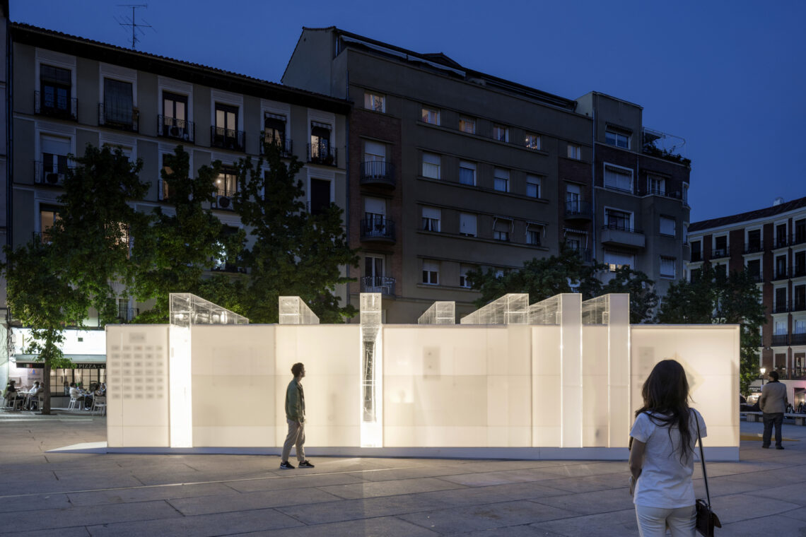 The Plastic Museum / Delavegacanolasso 23 The plastic museum / delavegacanolasso