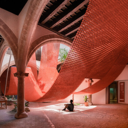 The Catenary And The Arc Installation / Manuel Bouzas + Santiago Del Aguila 10 The catenary and the arc installation / manuel bouzas + santiago del aguila
