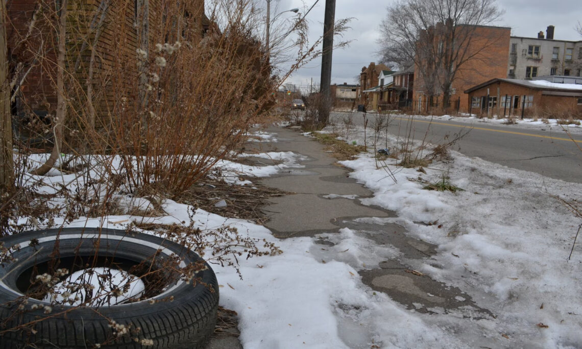 Detroit’s Decline - What Keeps People From Leaving? 4 Detroit’s decline: what keeps people from leaving?