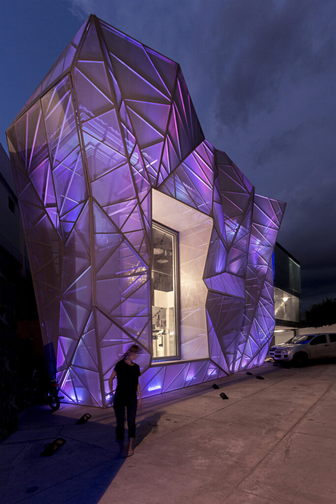 Integral iluminación commercial building lighting / jannina cabal
