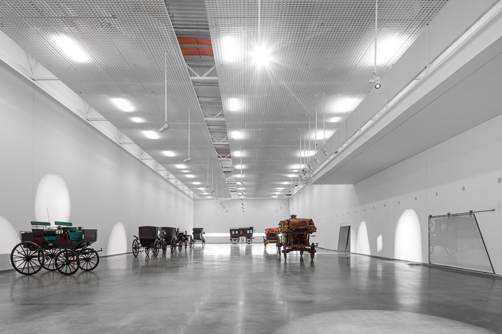 Museu dos coches / mmbb arquitetos + paulo mendes da rocha + ricardo bak gordon