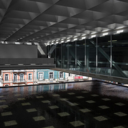 Museu dos coches / mmbb arquitetos + paulo mendes da rocha + ricardo bak gordon