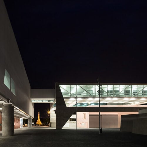 Museu dos coches / mmbb arquitetos + paulo mendes da rocha + ricardo bak gordon