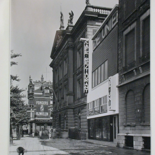 Café de unie in rotterdam 1925 / jjp oud architect | classics on architecture lab