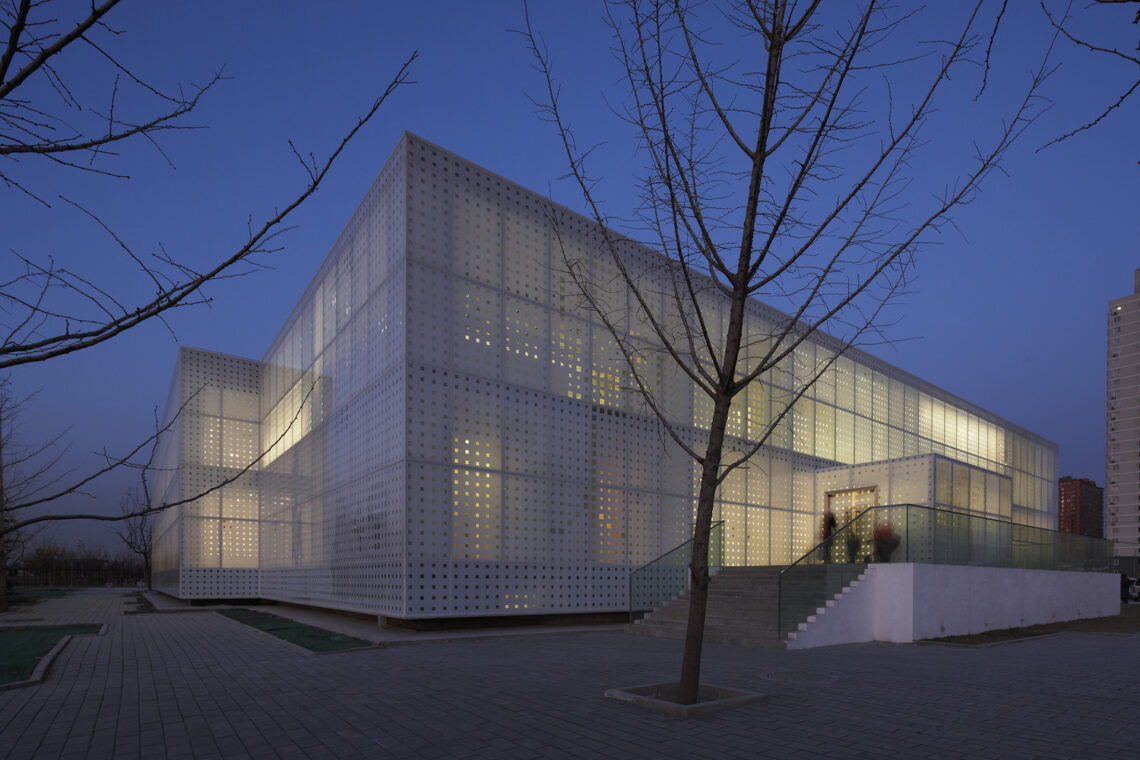 Family Box / Crossboundaries 2 Family box / crossboundaries