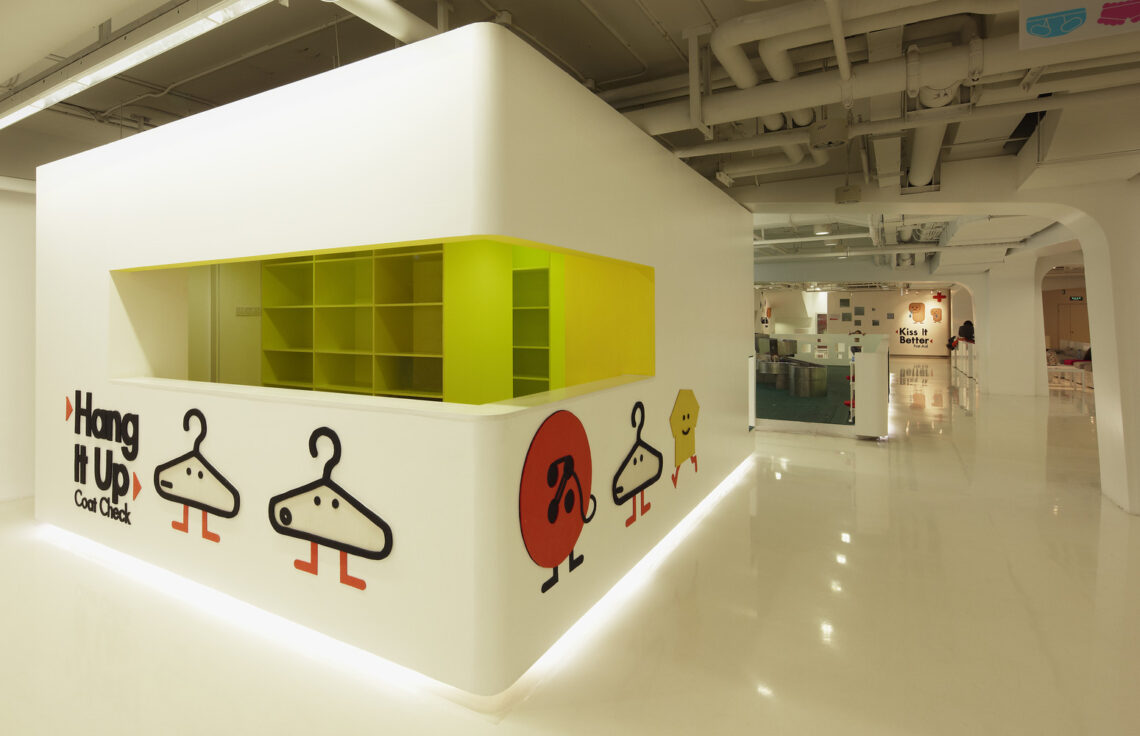 Family Box / Crossboundaries 8 Family box / crossboundaries
