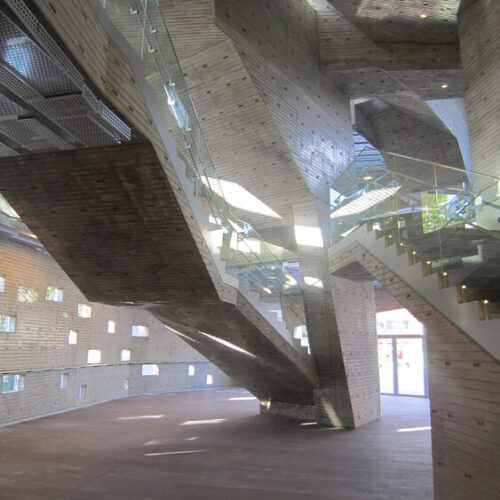 Kadare cultural center / chiaki arai urban and architecture design
