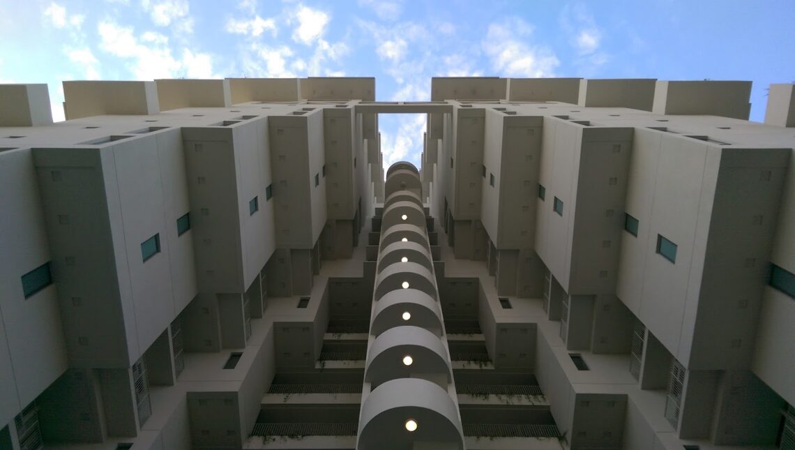 Sky Habitat Singapore / Safdie Architects 10 Sky habitat residential development / safdie architects