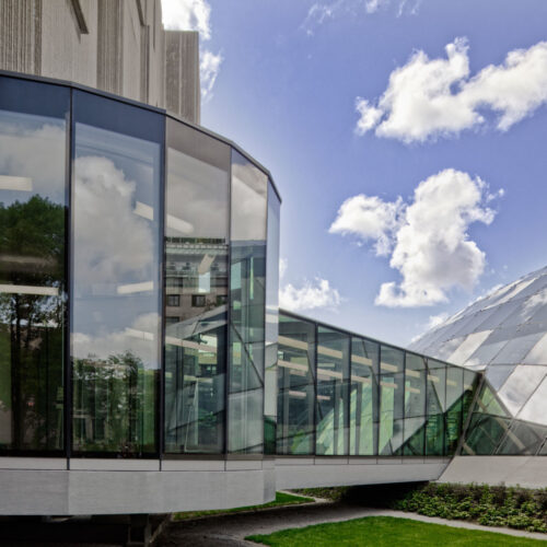 Joe &Amp; Rika Mansueto Library / Murphy Jahn 16 Joe & rika mansueto library / murphy jahn