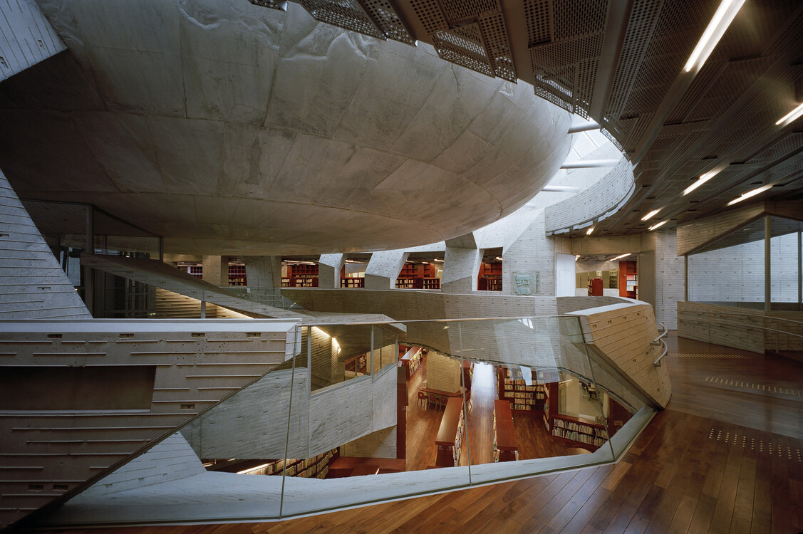 Kadare cultural center / chiaki arai urban and architecture design