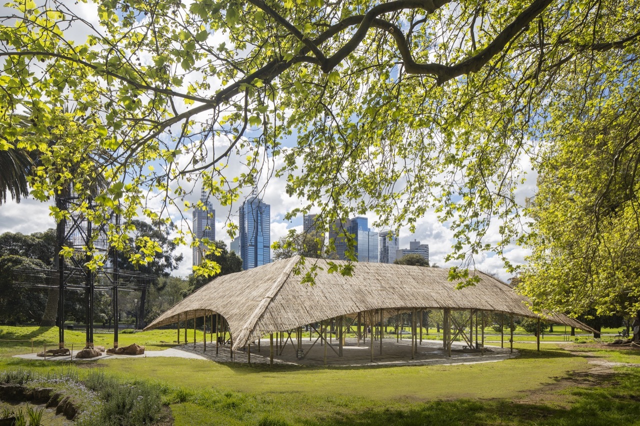 Mpavilion_2016_Melbourne_Landscape_Image_Credit_John_Gollings Mpavilion 2016 / bijoy jain of studio mumbai