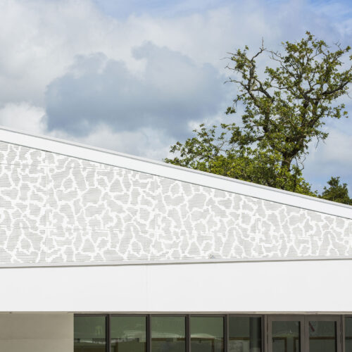Salle polyvalente de plumergat / studio 02