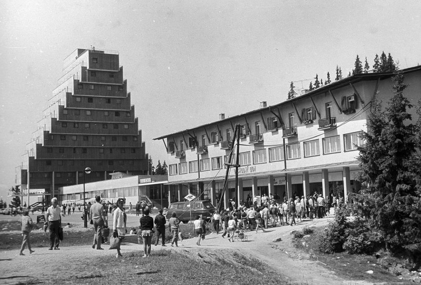 Hotel Panorama / Zdeněk Řihák | Classics On Architecture Lab 10 Fortepan / lencse zoltán 1971 (cc by-sa 3. 0)