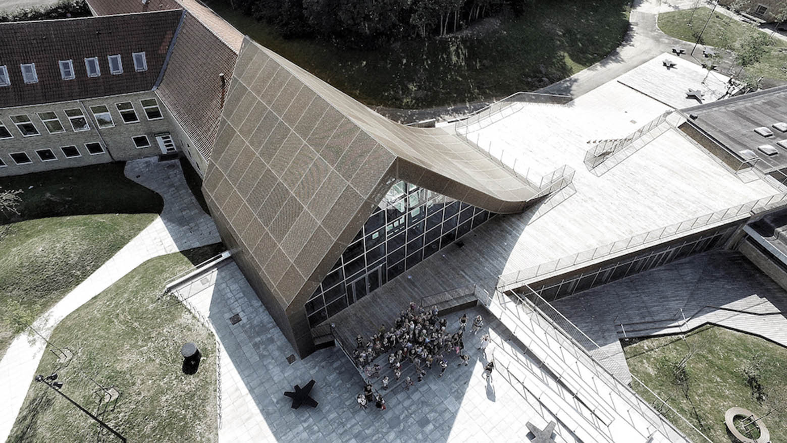 Mariehøj cultural centre / sophus søbye arkitekter + we architecture
