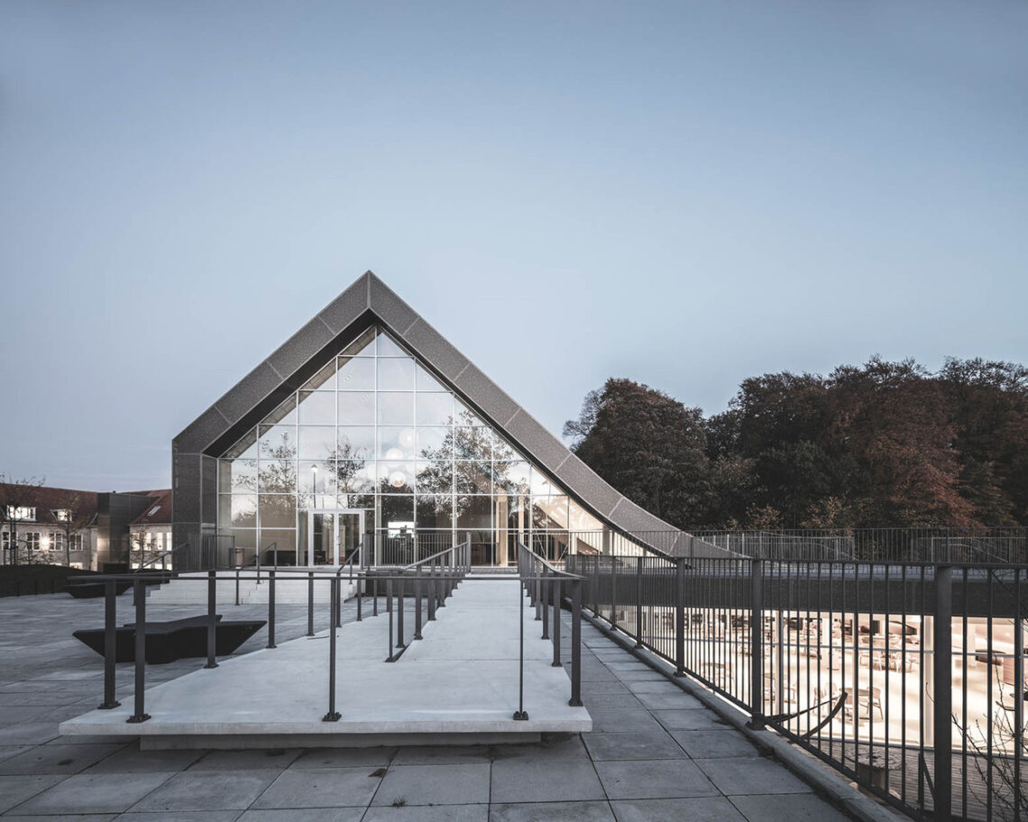 Mariehøj cultural centre / sophus søbye arkitekter + we architecture