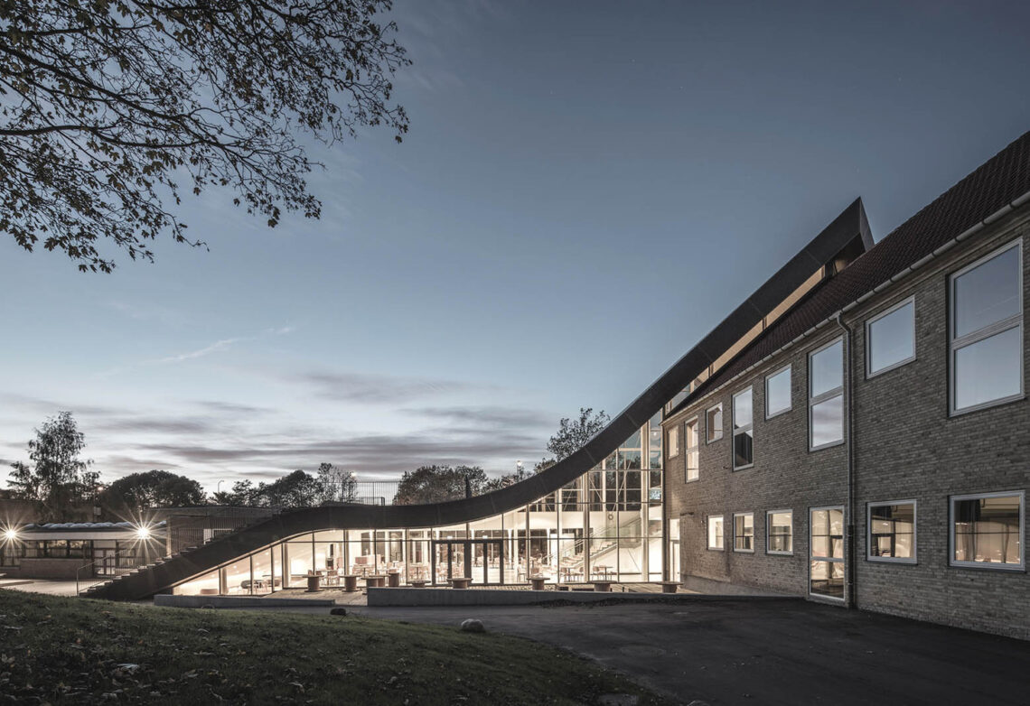 Mariehøj cultural centre / sophus søbye arkitekter + we architecture