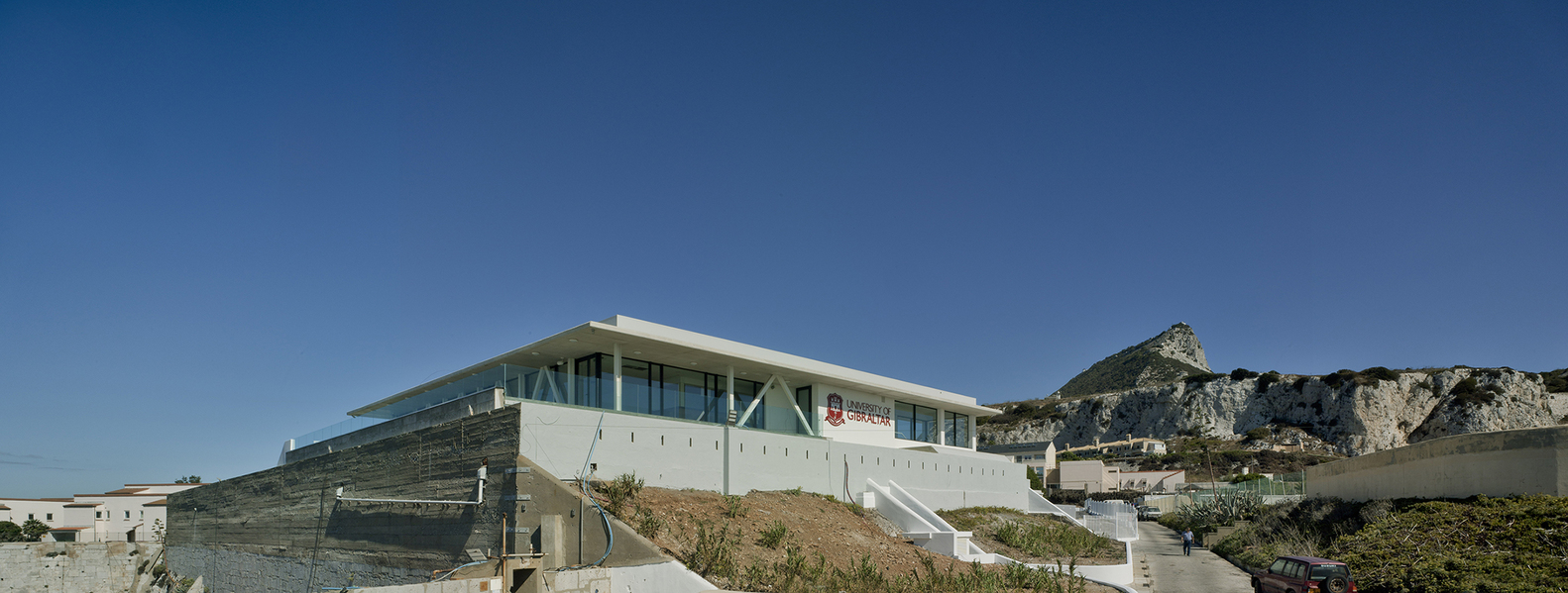 Ayalto Arquitectos Gibraltar university / ayalto integral