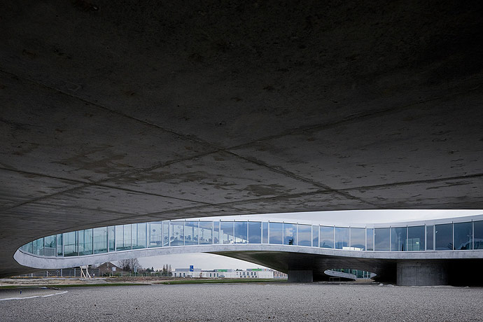Rolex learning center / sanaa