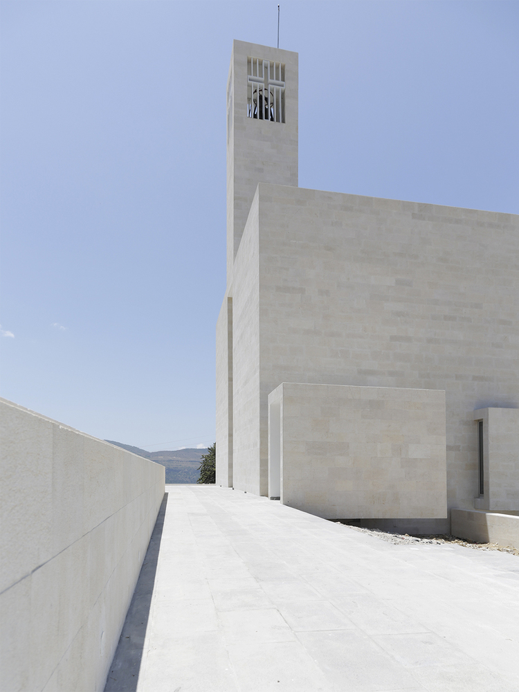 St. Elie church / maroun lahoud architecte