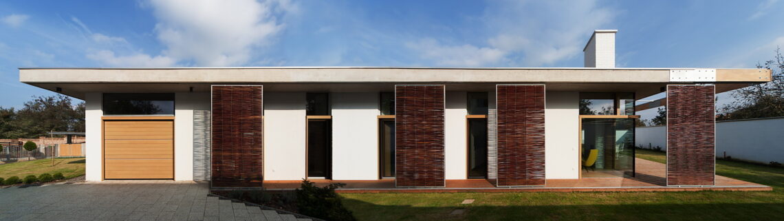 Td house / sporaarchitects