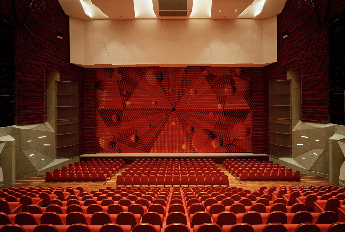 Kadare cultural center / chiaki arai urban and architecture design