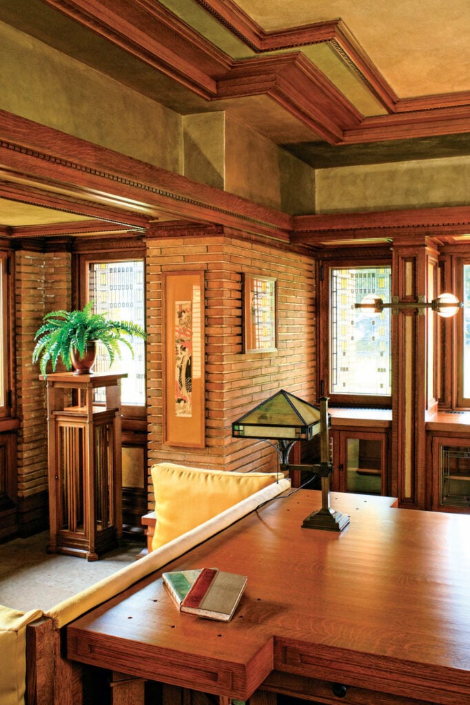 View of the library, meticulously restored with plaster recreated after laboratory analysis of original paint layers. © kc kratt