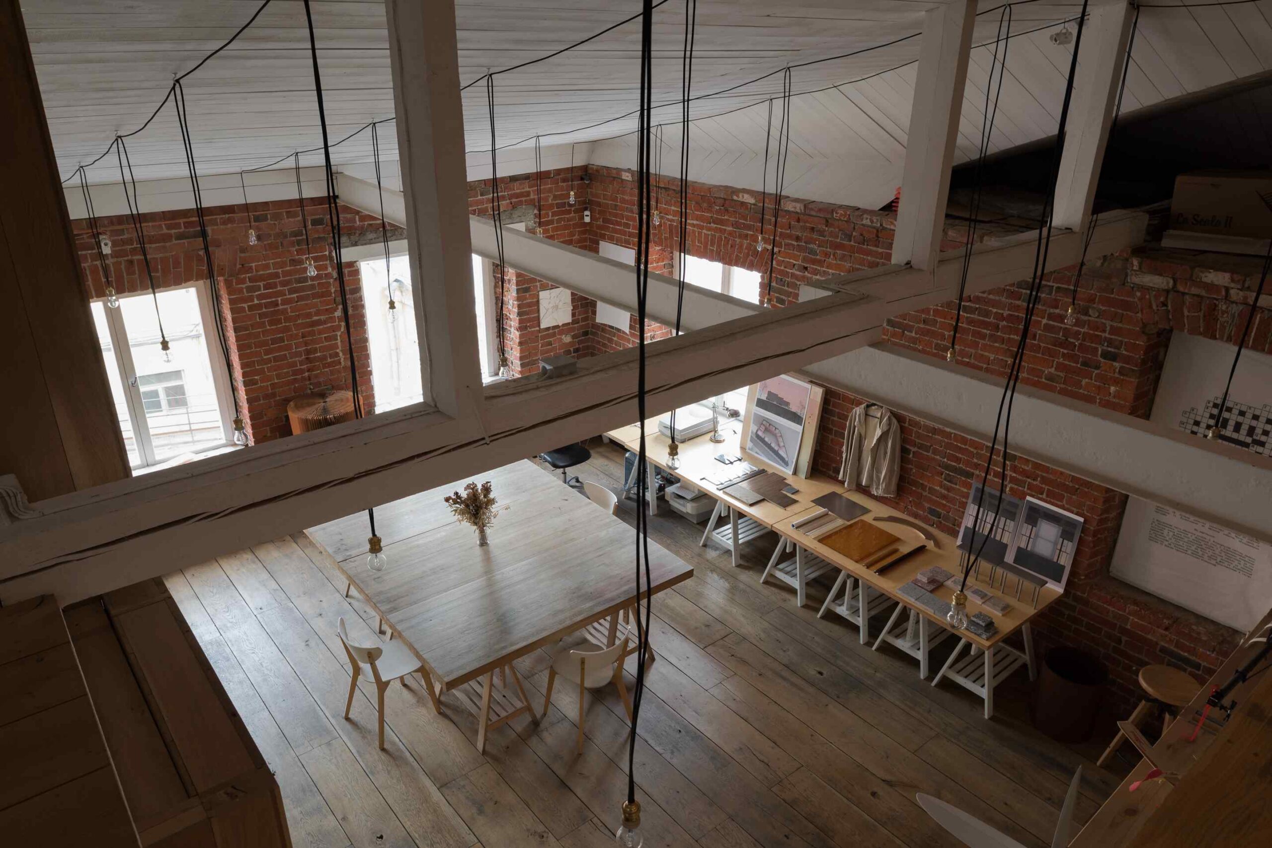 Atelier Ivanov 27 Architectural atelier / artyem slizunov & edgar martirosyan