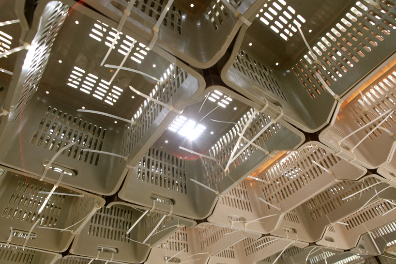 Lau architecture students build emergency shelter using plastic crates and zip ties: ecs-p1