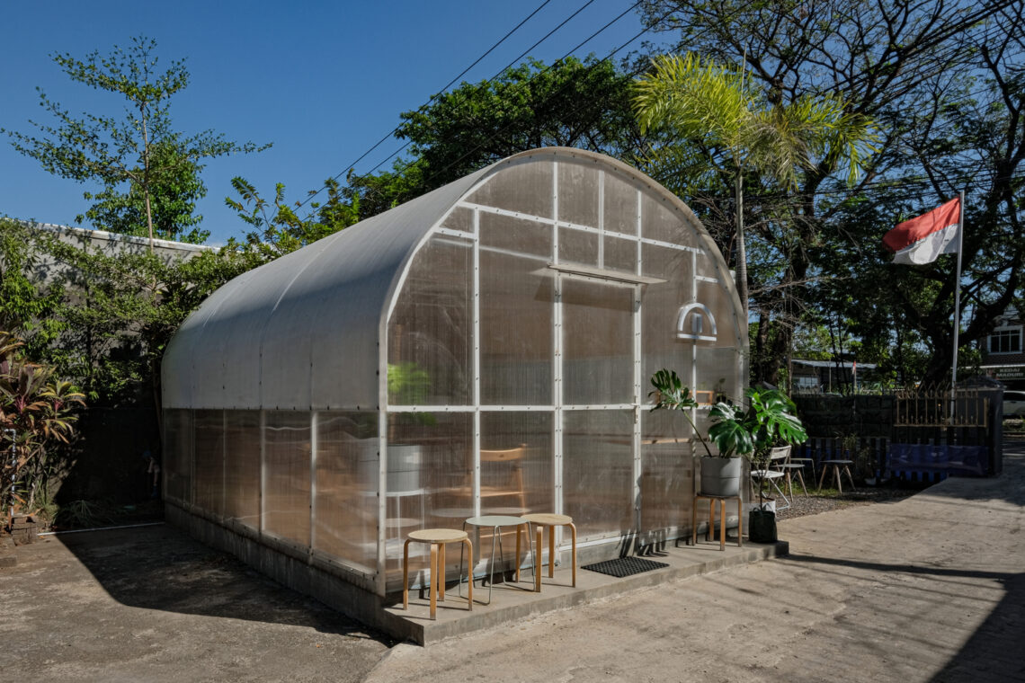 Mko Culture Café / Ins Studio 9 Mko culture café / ins studio