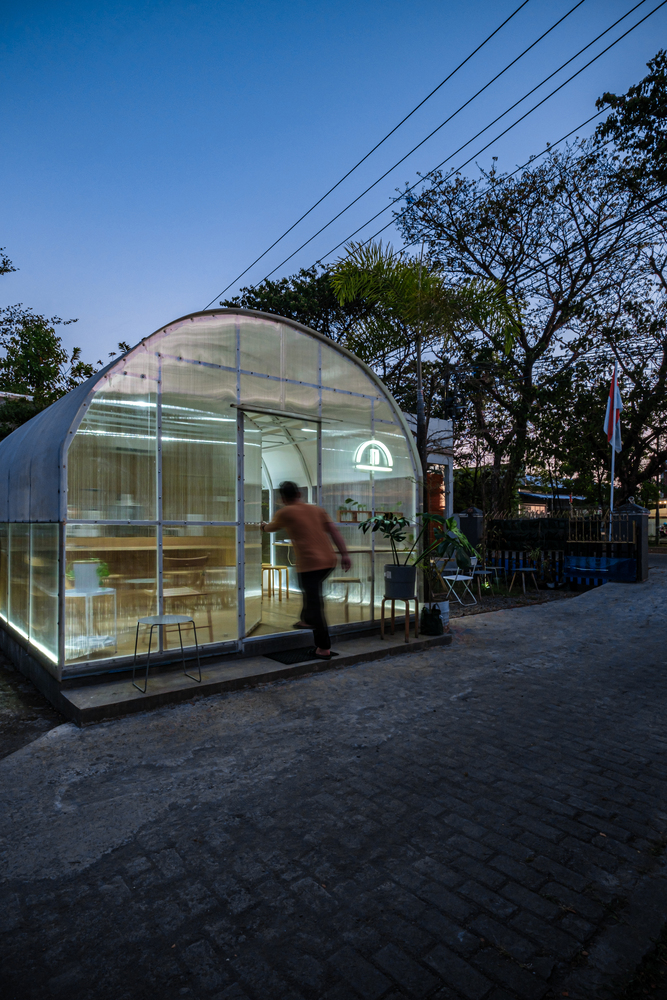 Mko Culture Café / Ins Studio 21 Mko culture café / ins studio