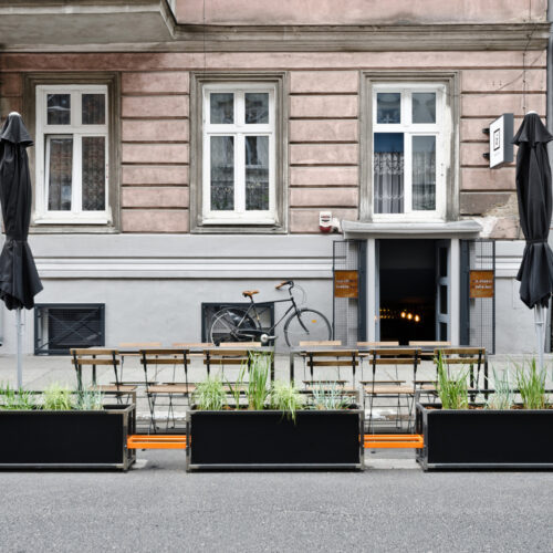 Zrodlo Bar / Wiercinski-Studio 3 Zrodlo bar / wiercinski-studio