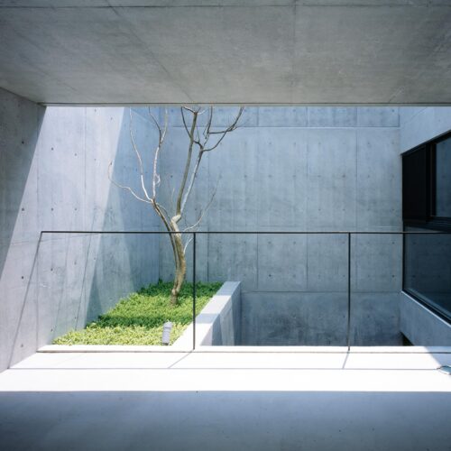 Grigio / apollo architects & associates