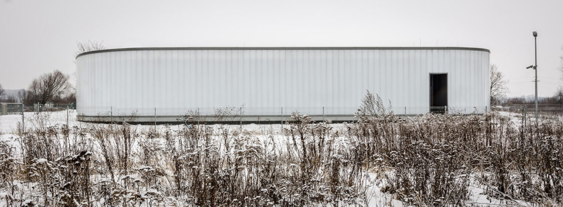 Yeti Headquarters / Jrk72 2 Yeti headquarters / jrk72