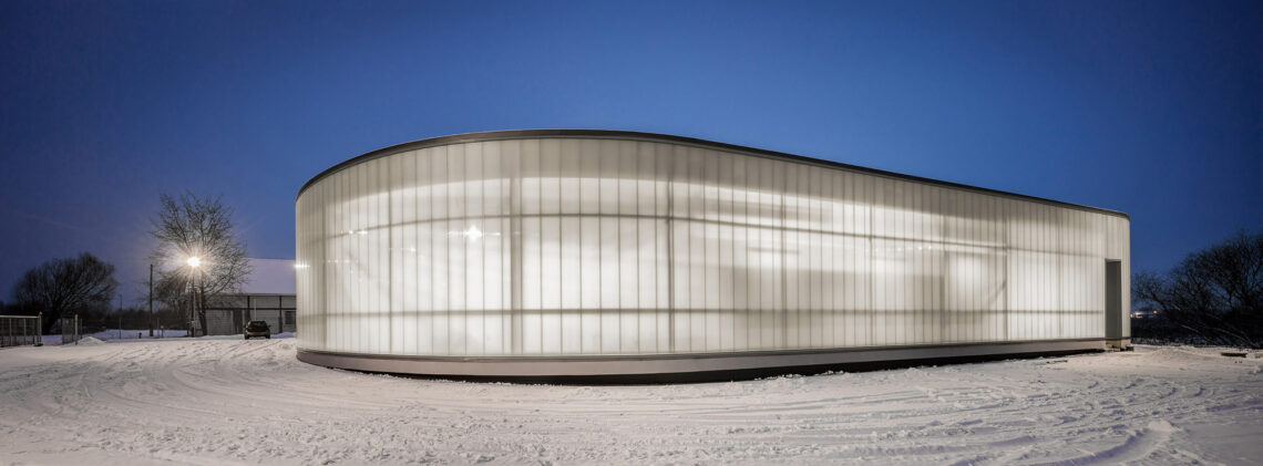 Yeti Headquarters / Jrk72 17 Yeti headquarters / jrk72