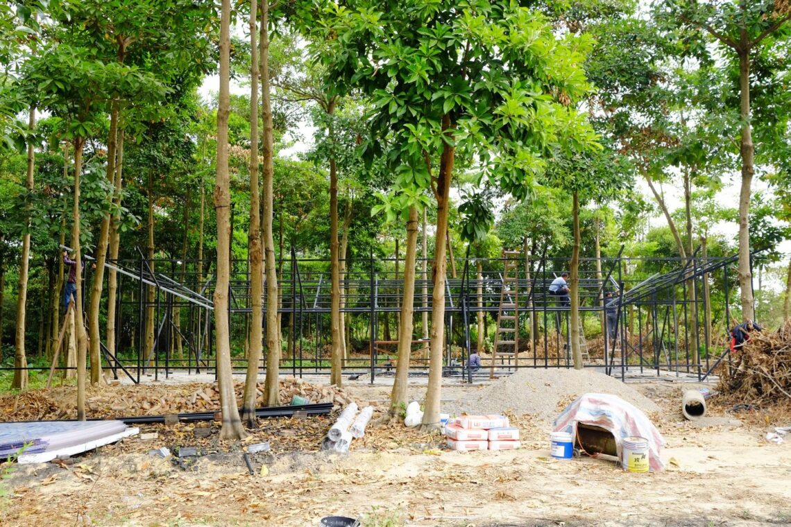 Pavilion in the forest / bansong studio