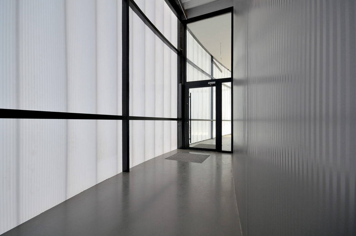 Yeti Headquarters / Jrk72 6 Yeti headquarters / jrk72