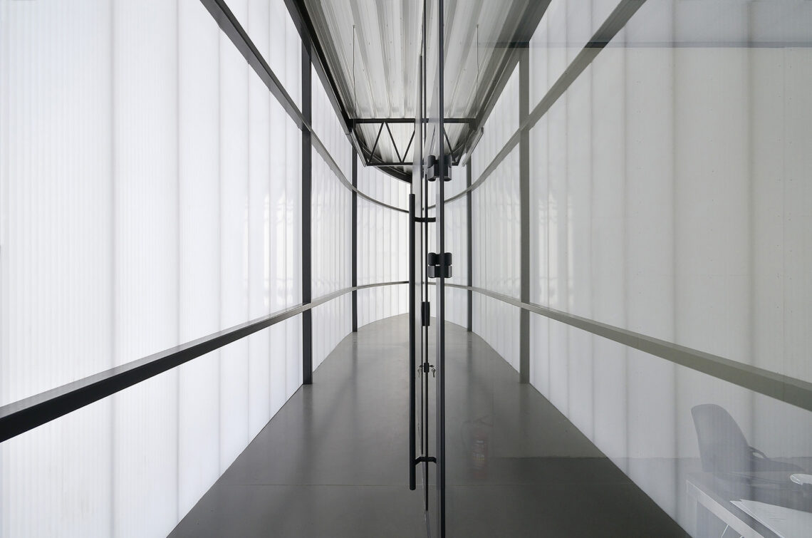 Yeti Headquarters / Jrk72 5 Yeti headquarters / jrk72