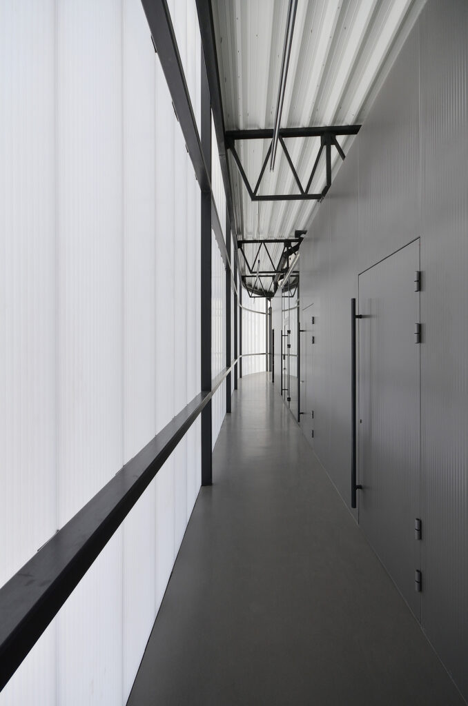 Yeti Headquarters / Jrk72 7 Yeti headquarters / jrk72