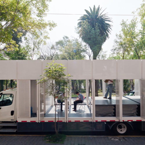 A47 Mobile Art Library / Productora 30 A47 mobile art library / productora