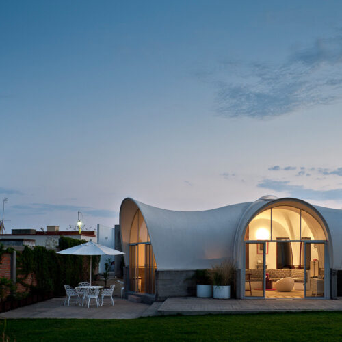 House In Tlayacapan / Productora 28 House in tlayacapan / productora